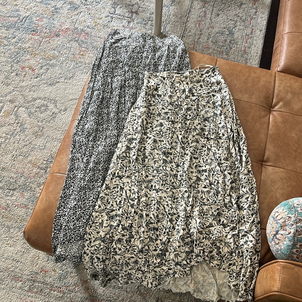 Set of two high rise maxi skirts